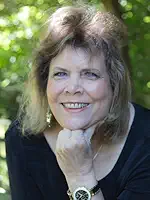 Jilliana Raymond, author of Hidden Alchemy